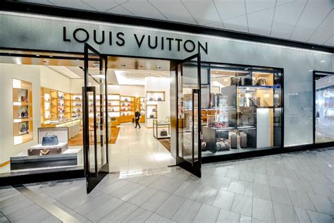 boston louis vuitton store|louis vuitton copley place boston.